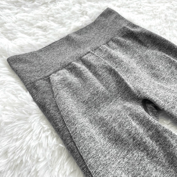 GymShark Heathered Gray Seamless Full Length Ankle Leggings Women's S/M - Picture 5 of 9